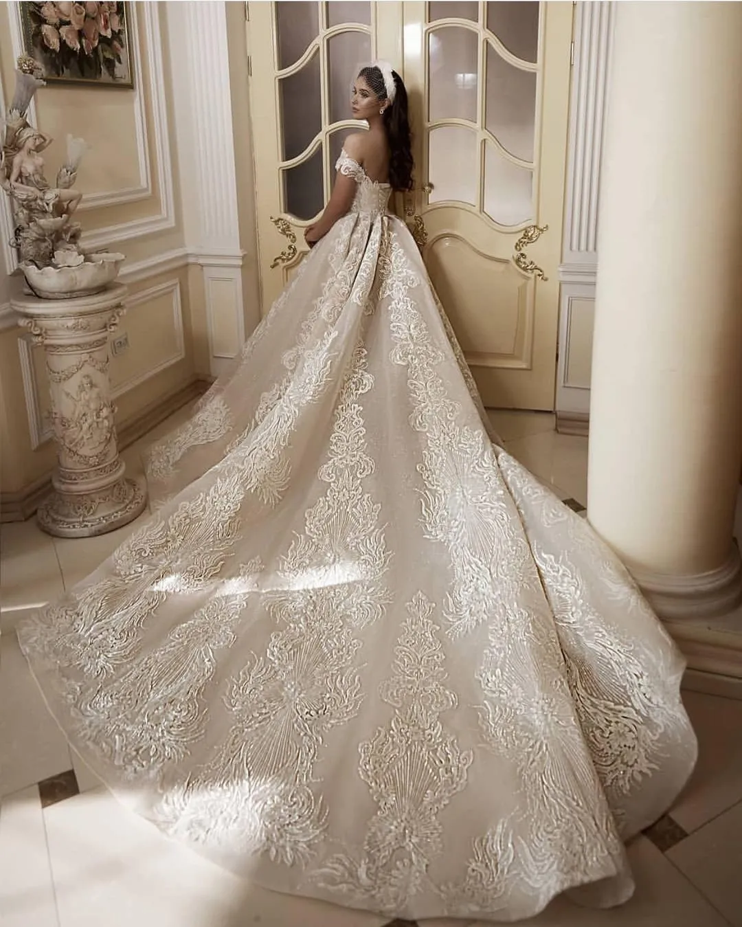 Glamorous Off-Shoulder Tulle Lace Wdding Dress Online