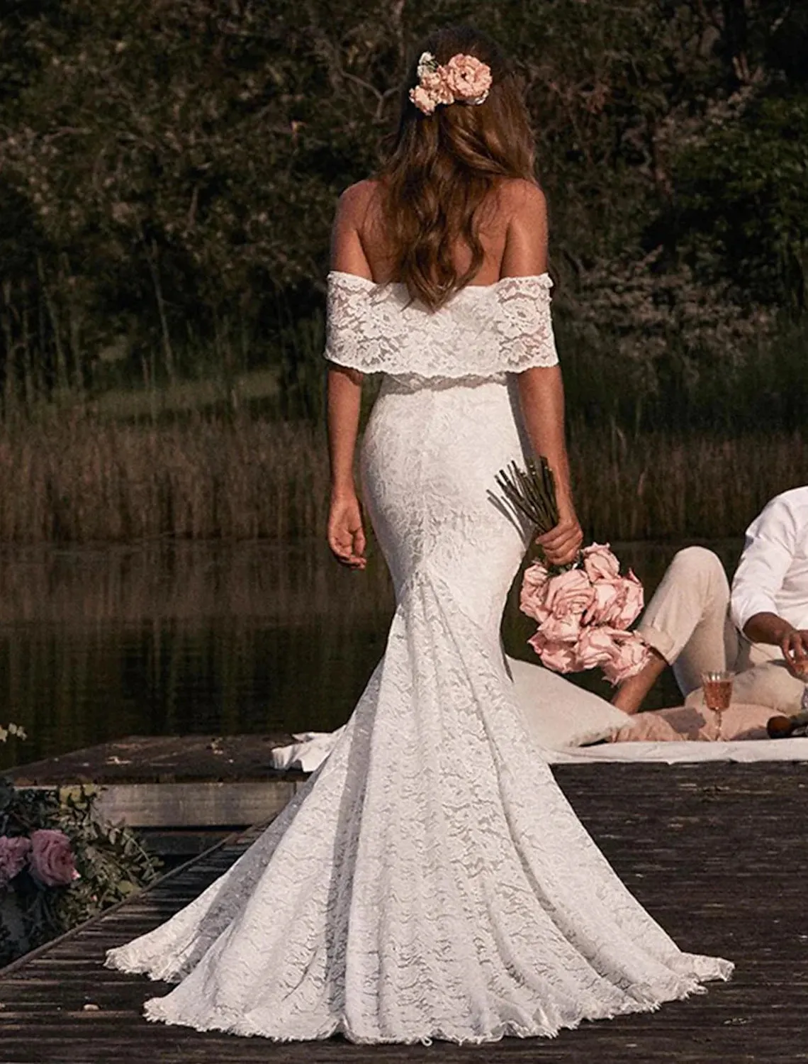 Luolandi Beach Vintage Boho Wedding Dresses Mermaid / Trumpet Off Shoulder Short Sleeve Court Train Lace Bridal Gowns