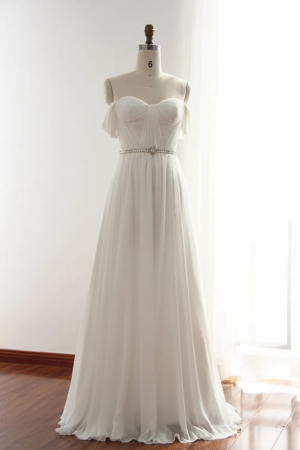 Off Shoulder Sweetheart Beach Wedding Dresses