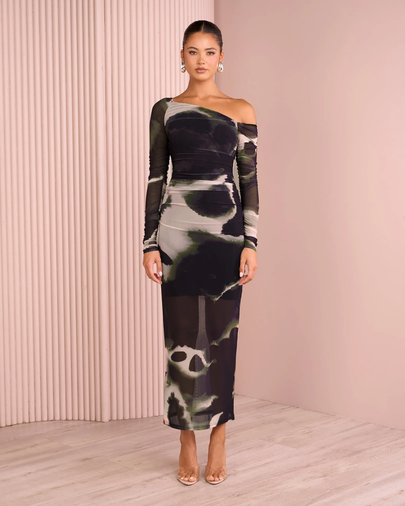 Queeko Off Shoulder Maxi Dress