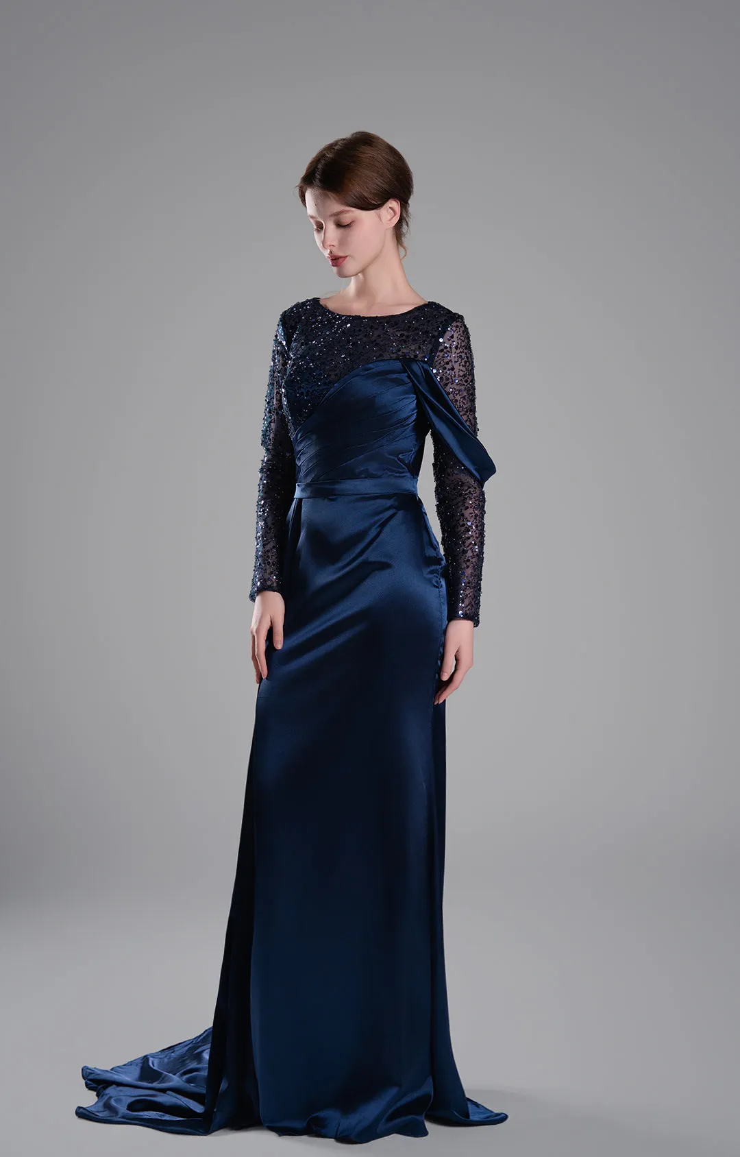 Round Neck Sequin Embellished Mesh Small Trailing Dresses