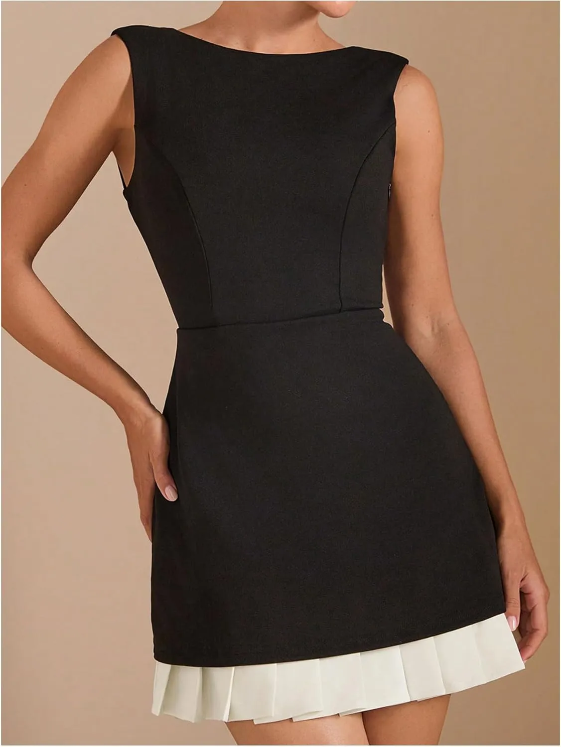 SOLY HUX Women's Pleated Mini Dress Sleeveless Round Neck Backless Party Tank Dresses